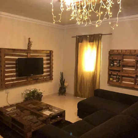 Dinosousa Bed & Breakfast